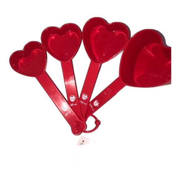 4piece Red Heart shaped plastic baking cooking measuring cups‎ set new - Picture 9 of 11